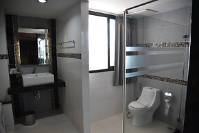 Grand Pink Hotel Hat Yai