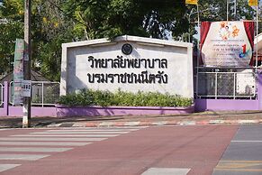 Chompu Nakarin Apartment