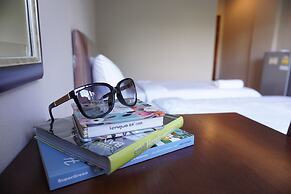 Chompu Nakarin Apartment