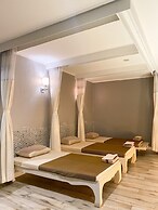 Grand Hill Resort and Spa