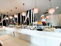 Grand Hill Resort and Spa