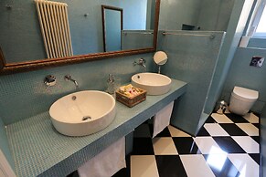 Blueberry Apartments