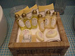 Blueberry Apartments