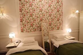 Blueberry Apartments