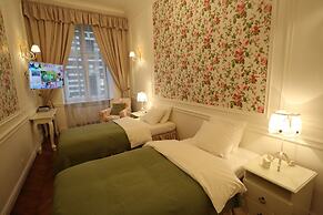 Blueberry Apartments