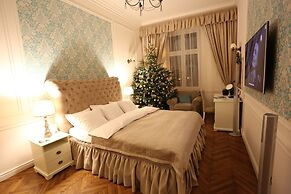 Blueberry Apartments