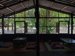 Adang Sea Divers & Eco Lodge Koh Lipe