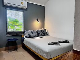 Adang Sea Divers & Eco Lodge Koh Lipe