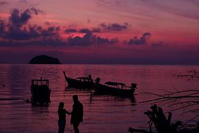 Adang Sea Divers & Eco Lodge Koh Lipe