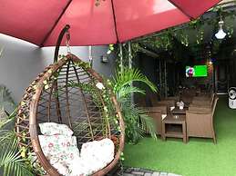 Sparklyn Hotels & Suites