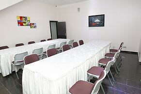 Sparklyn Hotels & Suites