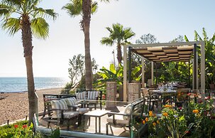 Ionion Beach Apartment Hotel