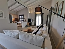 Ionion Beach Apartment Hotel