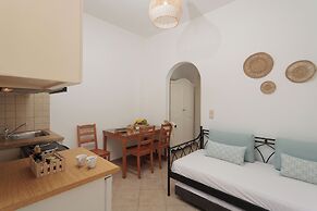 Maria's Rooms & Studios