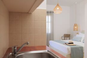 Maria's Rooms & Studios