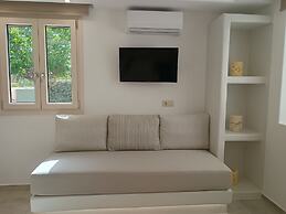 Maria's Rooms & Studios