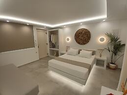 Maria's Rooms & Studios