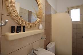 Maria's Rooms & Studios