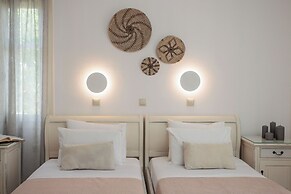 Maria's Rooms & Studios