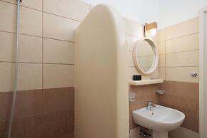 Maria's Rooms & Studios