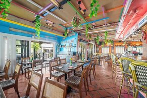 Rock Apartments by Lowkl