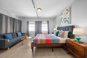 Rock Apartments by Lowkl