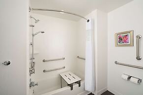 Hampton Inn Huntsville/Village of Providence