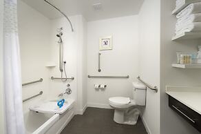 Hampton Inn Huntsville/Village of Providence