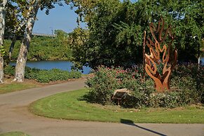 Hotel Indigo Tuscaloosa Downtown by IHG