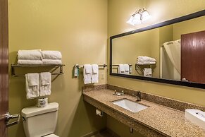 Cobblestone Hotel & Suites - Harborcreek