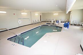 Cobblestone Hotel & Suites – Devils Lake