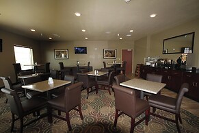 Cobblestone Hotel & Suites – Devils Lake