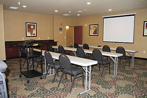 Cobblestone Hotel & Suites – Devils Lake