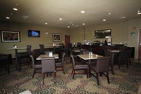 Cobblestone Hotel & Suites – Devils Lake