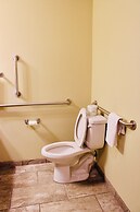 Cobblestone Hotel & Suites – Devils Lake