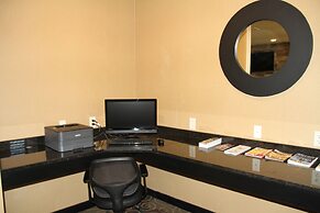 Cobblestone Hotel & Suites – Devils Lake