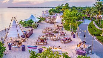 Kimpton Seafire Resort + Spa by IHG