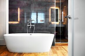 Kimpton Seafire Resort + Spa by IHG