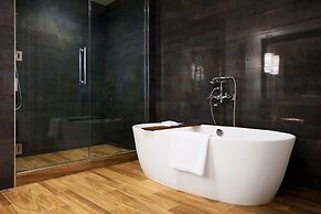 Kimpton Seafire Resort + Spa by IHG