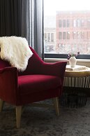 Kimpton Journeyman Hotel by IHG