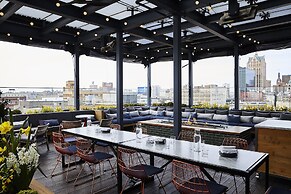 Kimpton Journeyman Hotel by IHG