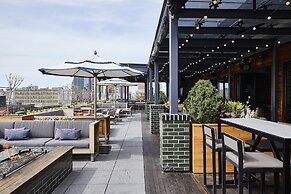Kimpton Journeyman Hotel by IHG