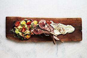 Kimpton Journeyman Hotel by IHG