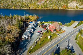 Jeddore Lodge B & B