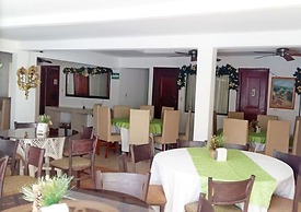 Maracas Inn