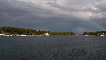 Edgewater Inn- Charlevoix