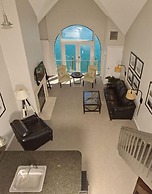 Edgewater Inn- Charlevoix