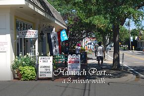 Kingfisher Harwich Port