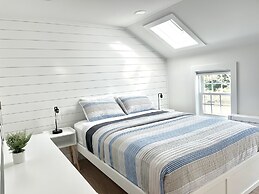 Kingfisher Harwich Port