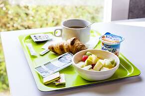 ibis budget Courbevoie Paris la Defense 1